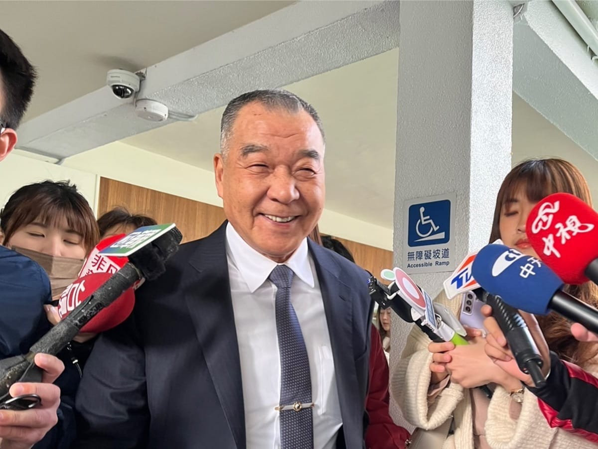 國防部長邱國正今日澄清說兩岸瀕臨戰爭說法是站在「軍事觀點」做說明。 圖：金大鈞/攝