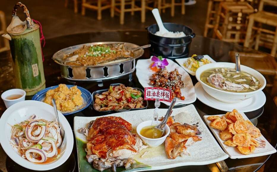 關子嶺桶仔雞美食。 圖：台南市政府觀光旅遊局／提供