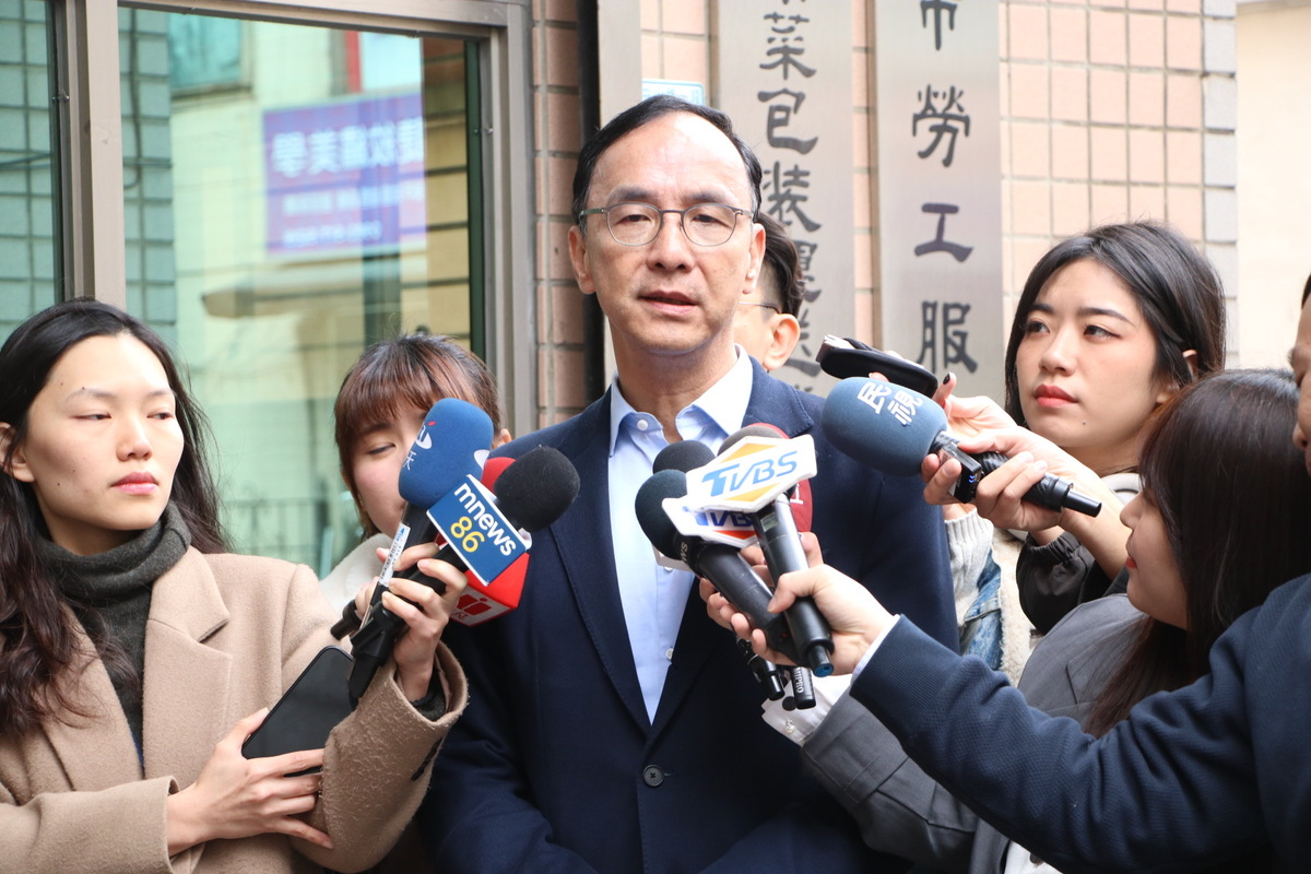 國民黨主席朱立倫回應柯建銘說法，要他不要沒水準的潑婦罵街。 圖：國民黨文傳會提供