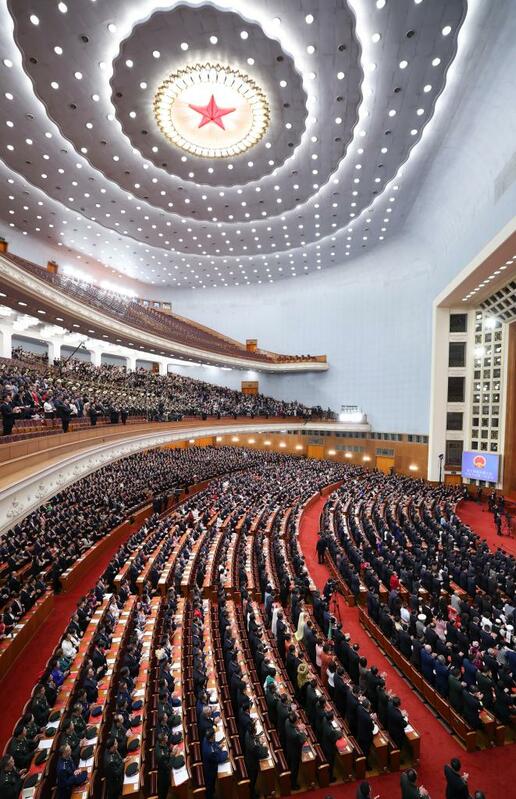 中國政府在第14屆全國人民代表大會第二次會議宣布，中國2024年國防預算，編列1兆6655億人民幣(約7.3兆新台幣)，比2023年增長7.2%。 圖：翻攝新華網