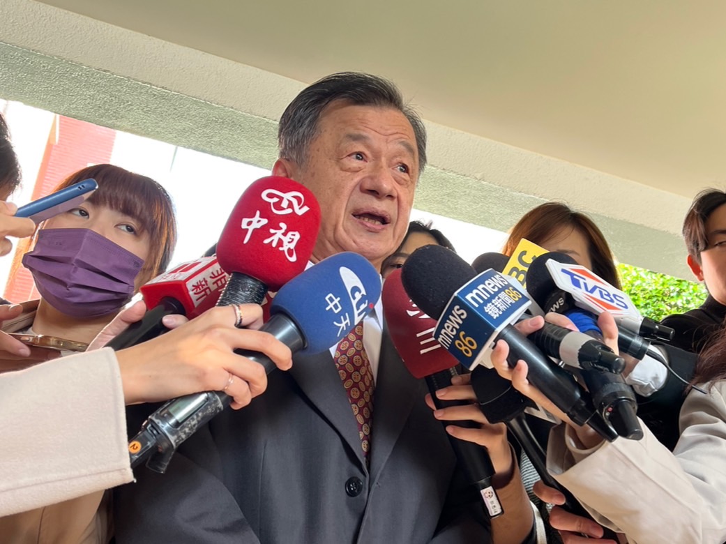 陸委會主委邱太三認為中配與外配基礎點不同，要平等對待需全盤考量。 圖：金大鈞/攝