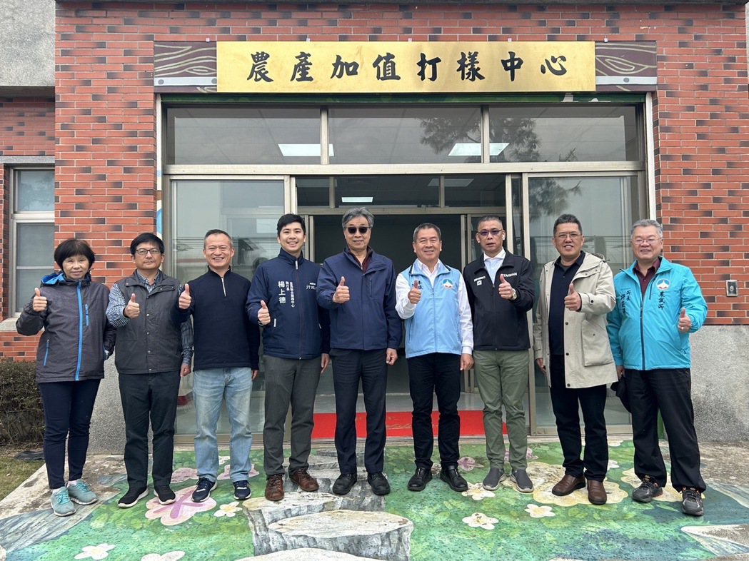 農業部為擴大在台契作高粱事宜，特赴金門洽談。 圖：農業部／提供