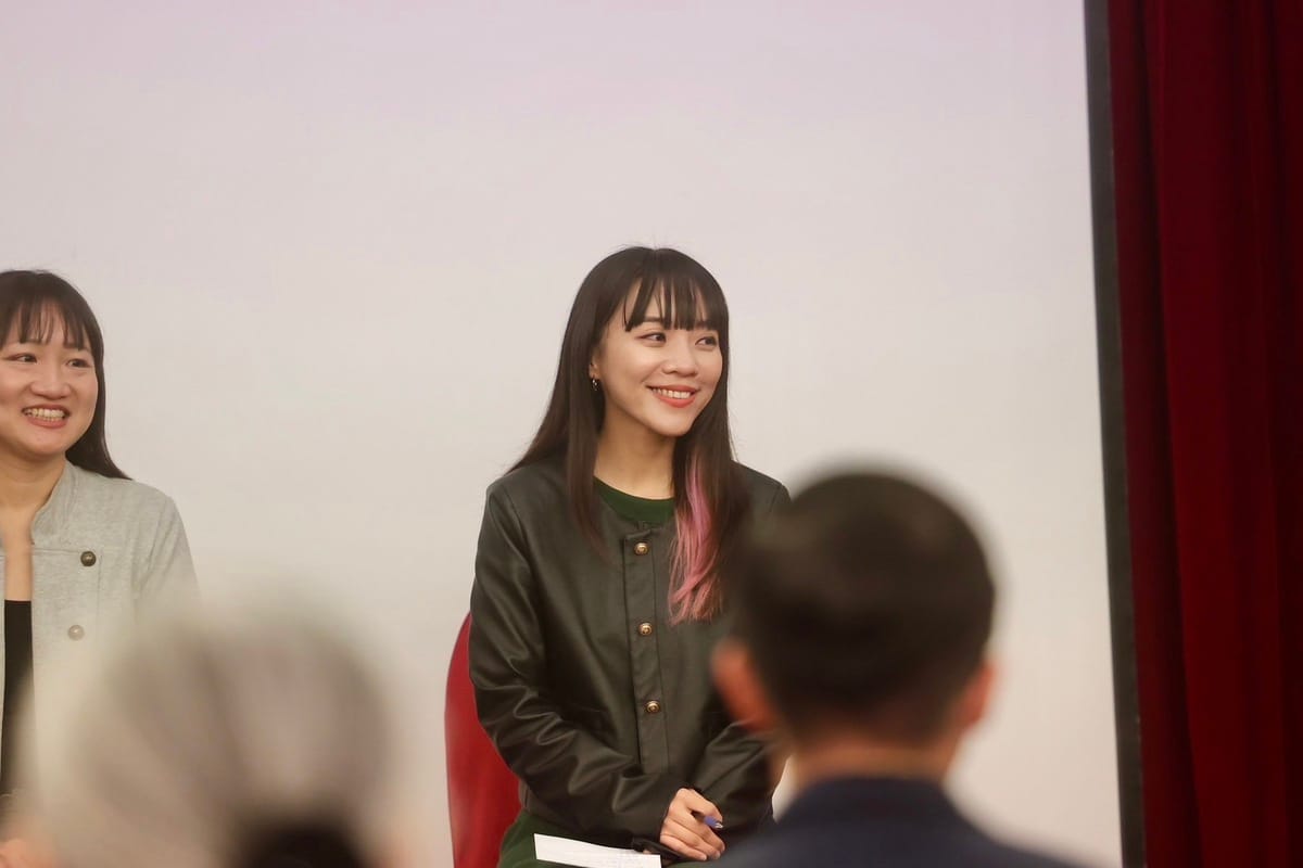 黃捷與謝佩芬赴花蓮演講。 圖：黃捷辦公室提供