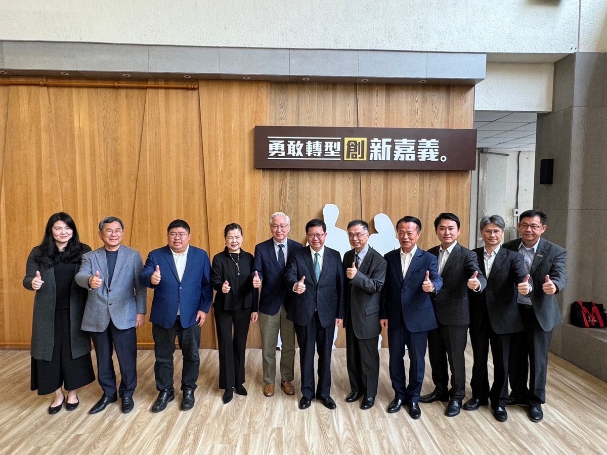 行政院副院長鄭文燦今（18）日宣布，台積電將在嘉義科學園區設立新廠。 圖：陳冠廷辦公室提供