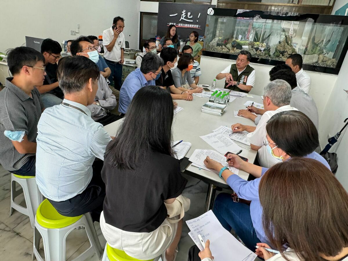 王定宇爆發力強、論述能力佳，又善於經營椿腳和金主關係，多年來始終擁有許多鐵粉。許多民眾只要聽過他論述各項政治和建設議題便會心生認同。 圖：黃博郎／攝