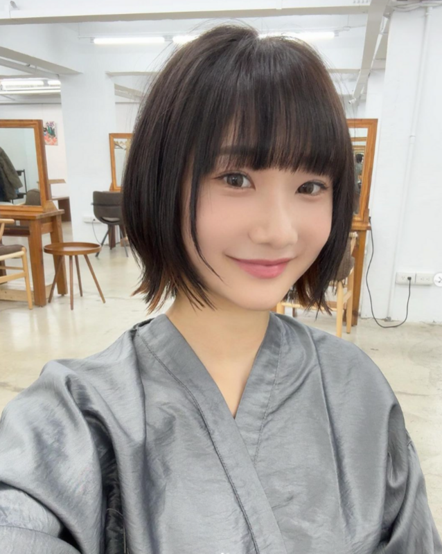 支持柯文哲的百萬YouTuber愛莉莎莎在總統選舉結束後，貼出多篇未經證實的影片質疑作票，事後遭到中選會依妨害名譽提告。 圖：翻攝自愛莉莎莎IG