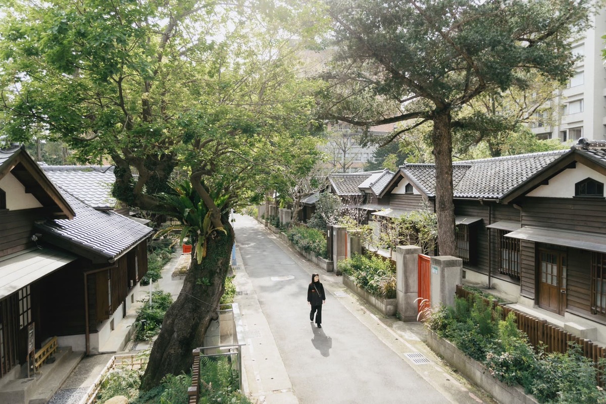 台北市碩果僅存的木造日式建築群，在經過8年的重建、整修後，結合新概念變身「0KM 山物所」將於明(22)日正式開幕。 圖：0km山物所／提供