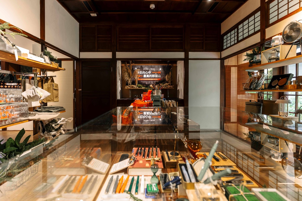 「0km山物所」精選了近140組品牌，展示超過2,000組商品，帶來限定的獨家山系飲食和商品。 圖：0km山物所／提供