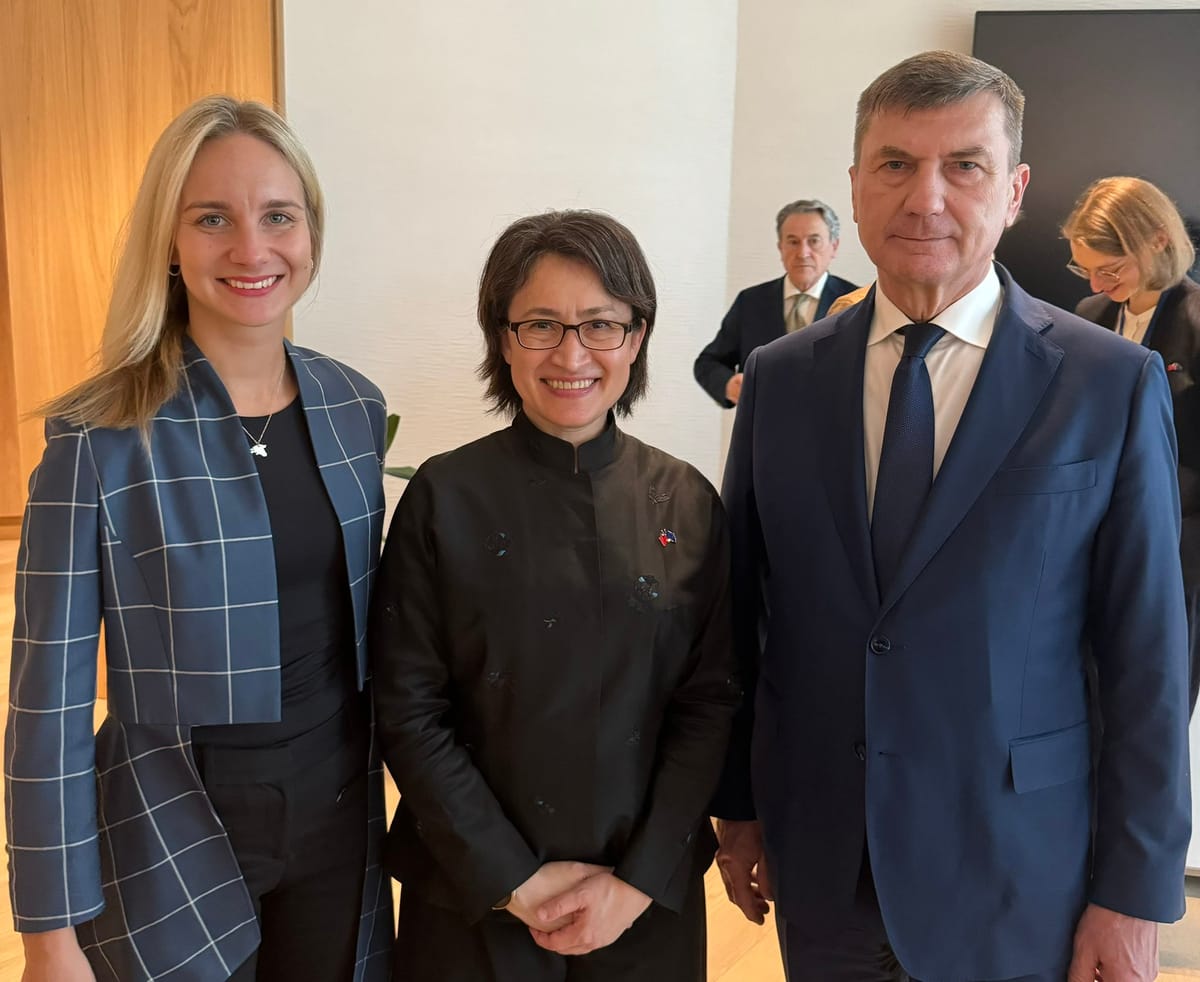 Andrus Ansip貼出與蕭美琴合照。 圖：翻攝X平台 Andrus Ansip