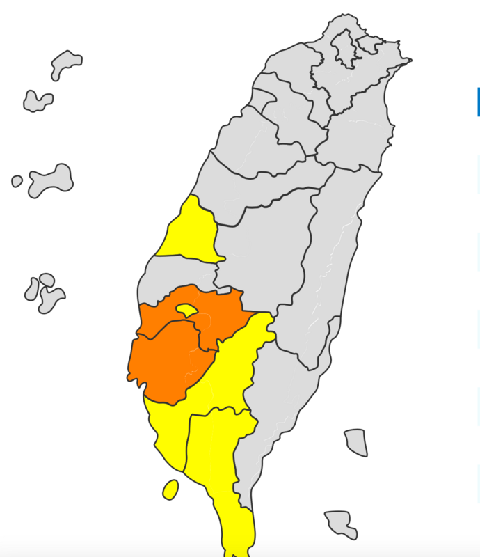 氣象站也透露，月眉氣象站溫度觀測達攝氏36.2度，鳳山也有34.3度。 圖：翻攝自中央氣象署