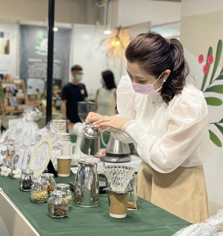 咖啡手沖體驗。 圖：翻攝自嘉義縣文化觀光局官網