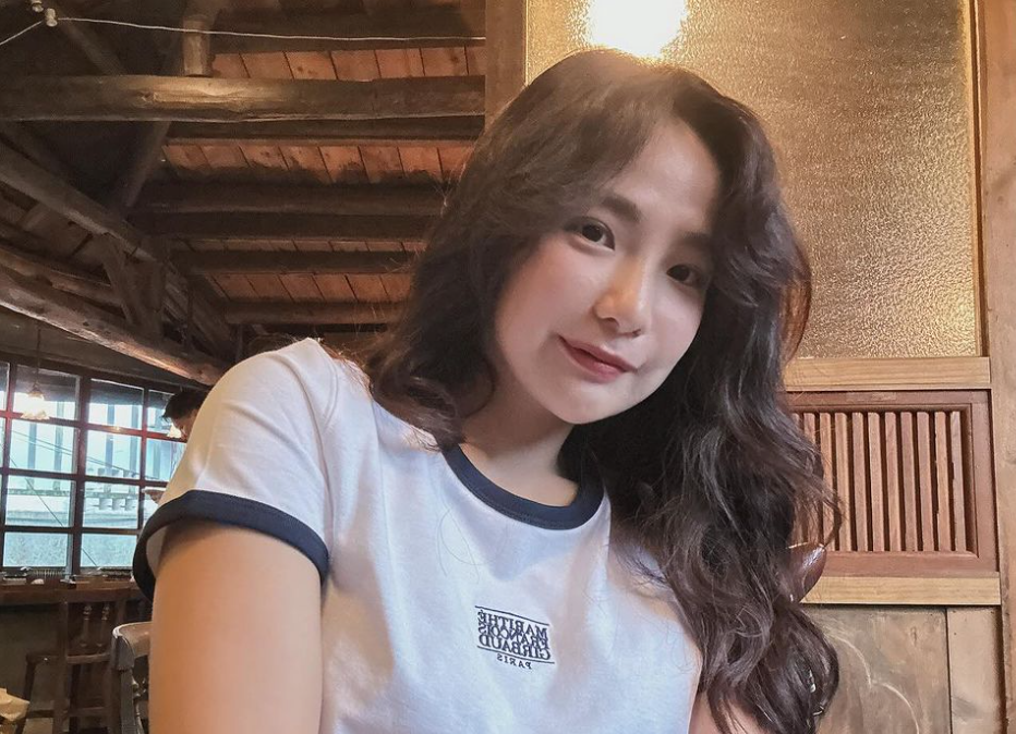 貝莉莓去年年底透露已答應男友約會君的求婚，但講求儀式感的貝莉莓仍想反過來向約會君再求一次婚。 圖：翻攝自貝莉莓IG