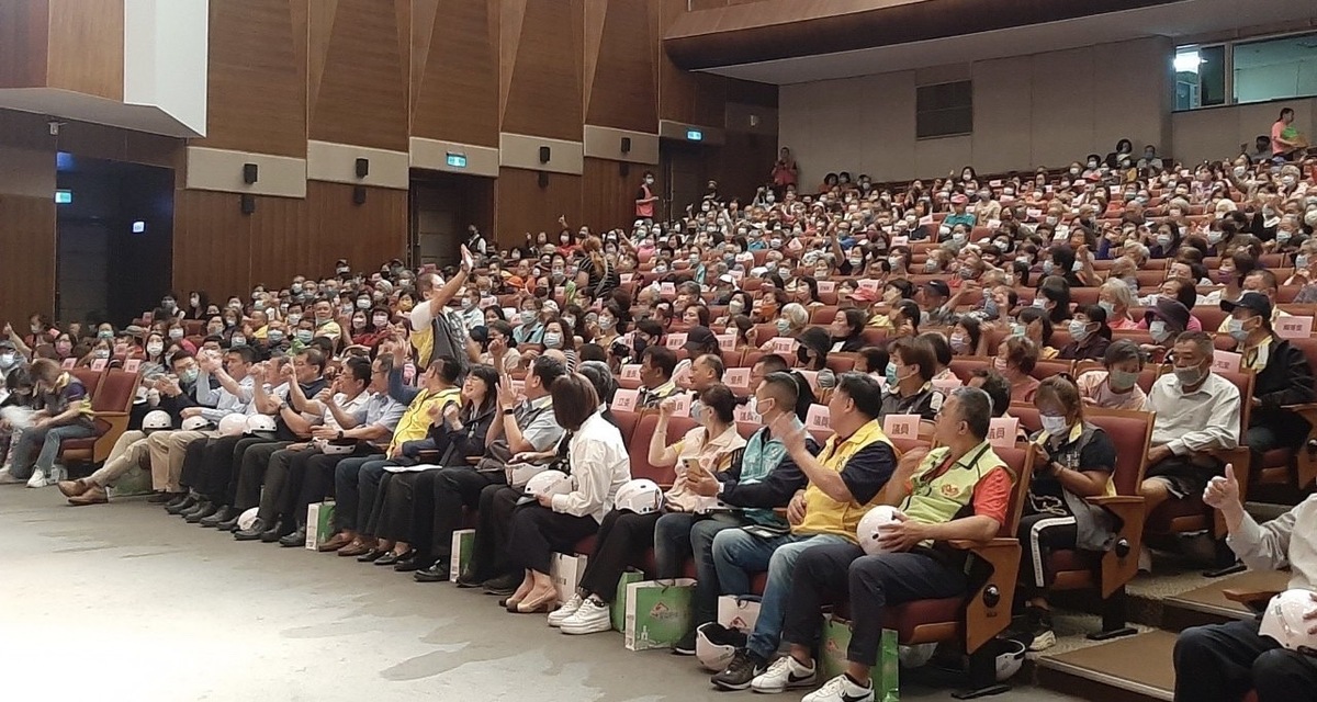 高雄市政府毒品防制局於社教館啟動小港區 38 里辦公處毒品防制關懷站成立儀式。 圖：翻攝自高雄市政府毒品防制局