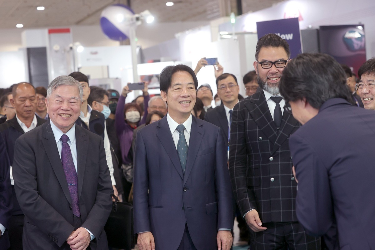賴清德出席「2024台灣國際工具機展」，沈榮津也現身。 圖：總統府提供