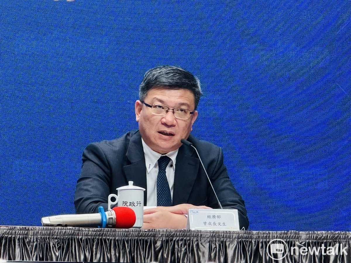 經濟部次長、台電代理董事長曾文生今（28）日列席行政院會後記者會。 圖：謝莉慧/攝