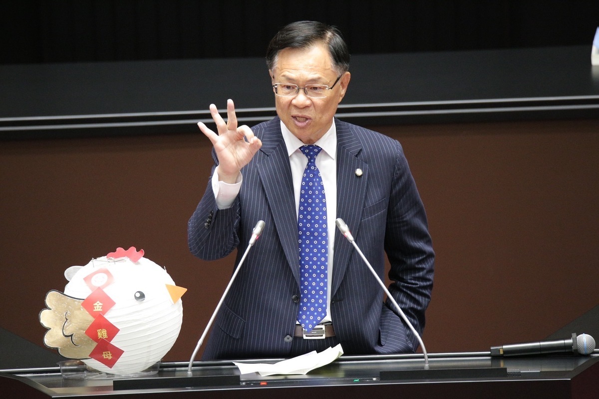 民眾黨籍立委張啓楷要求台電須先除三害，改革後再談漲電價。 圖 : 張啓楷辦公室/提供