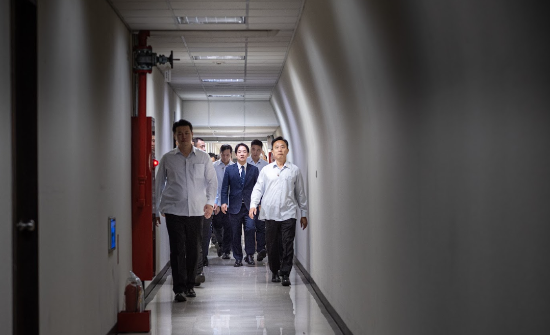 賴清德偕蕭美琴聽取國防簡報 赴聯合作戰指揮中心熟悉海空情動態