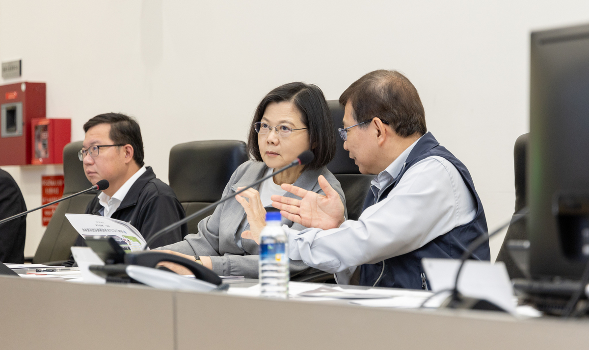 總統蔡英文赴聯合防災中心視察。 圖：總統府 / 提供