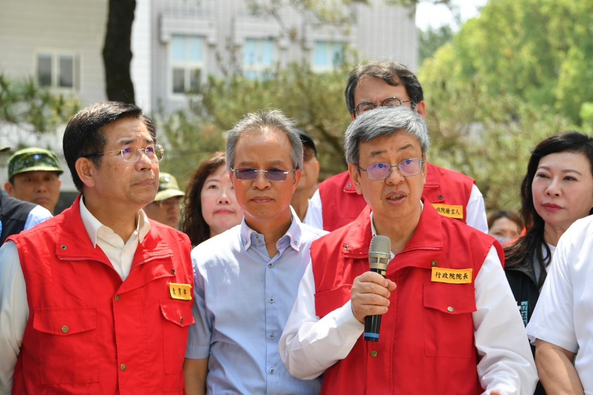 行政院長陳建仁昨日前往花蓮視察災後狀況。 圖：行政院提供
