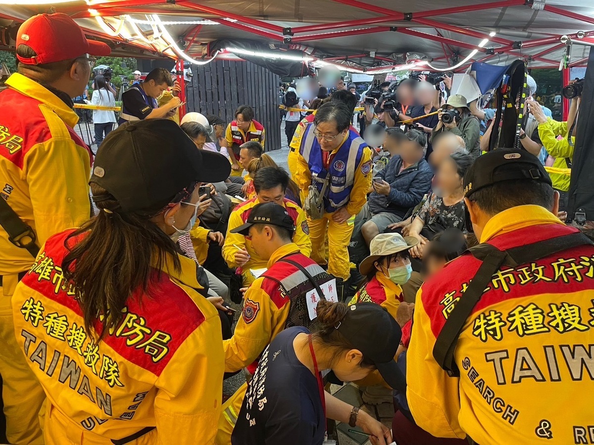 特搜隊行動基地據點醫療站，提供無償義務支援。 圖：高雄市消防局/提供