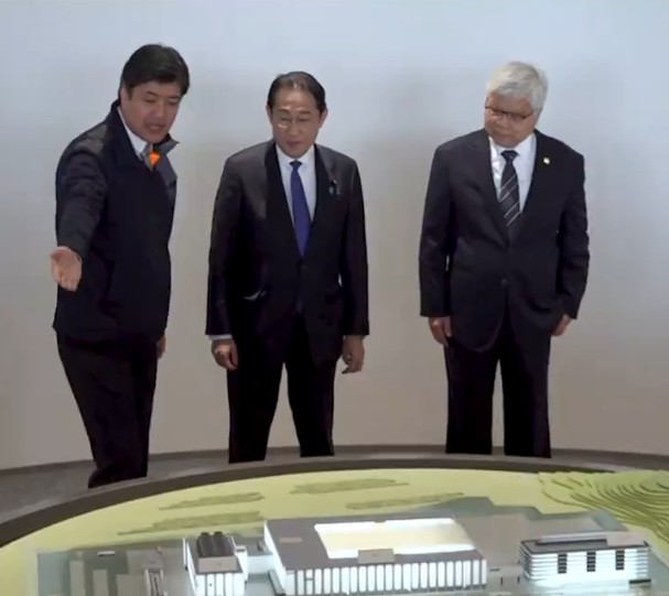 日本首相岸田文雄本月6日前往參訪台積電熊本廠，與台積電總裁魏哲家交換意見。 圖：取自岸田文雄 X