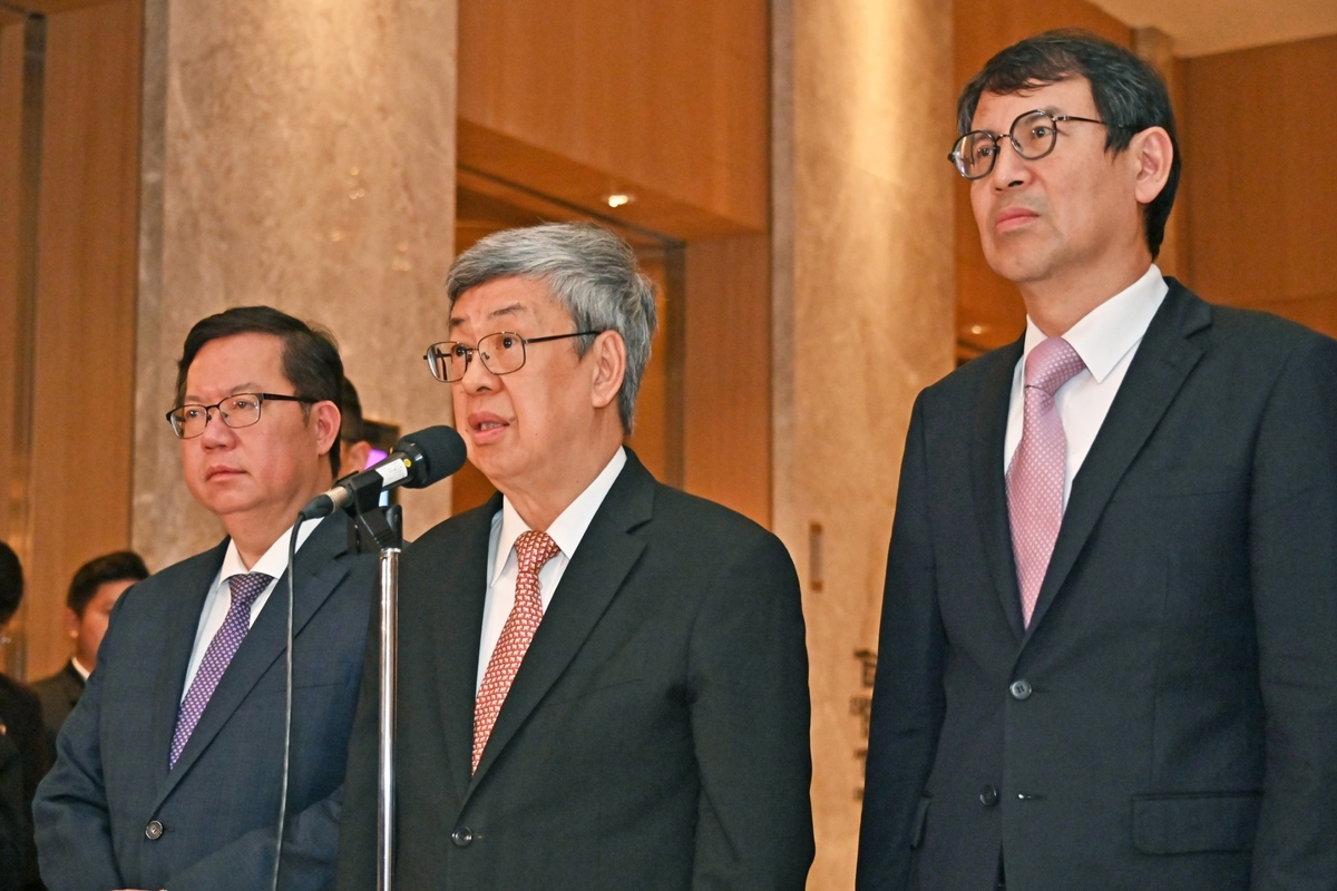 陳建仁出席第22屆金馨獎頒獎典禮時受訪。 圖：行政院提供