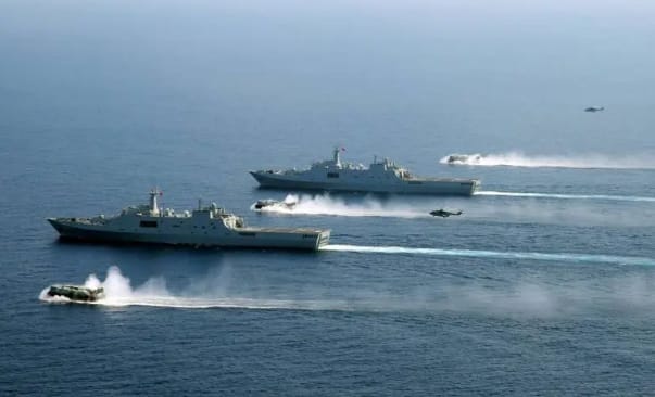 美日菲澳四國自7日起在南海舉行聯合軍演。 圖 : 翻攝自海峽新幹線