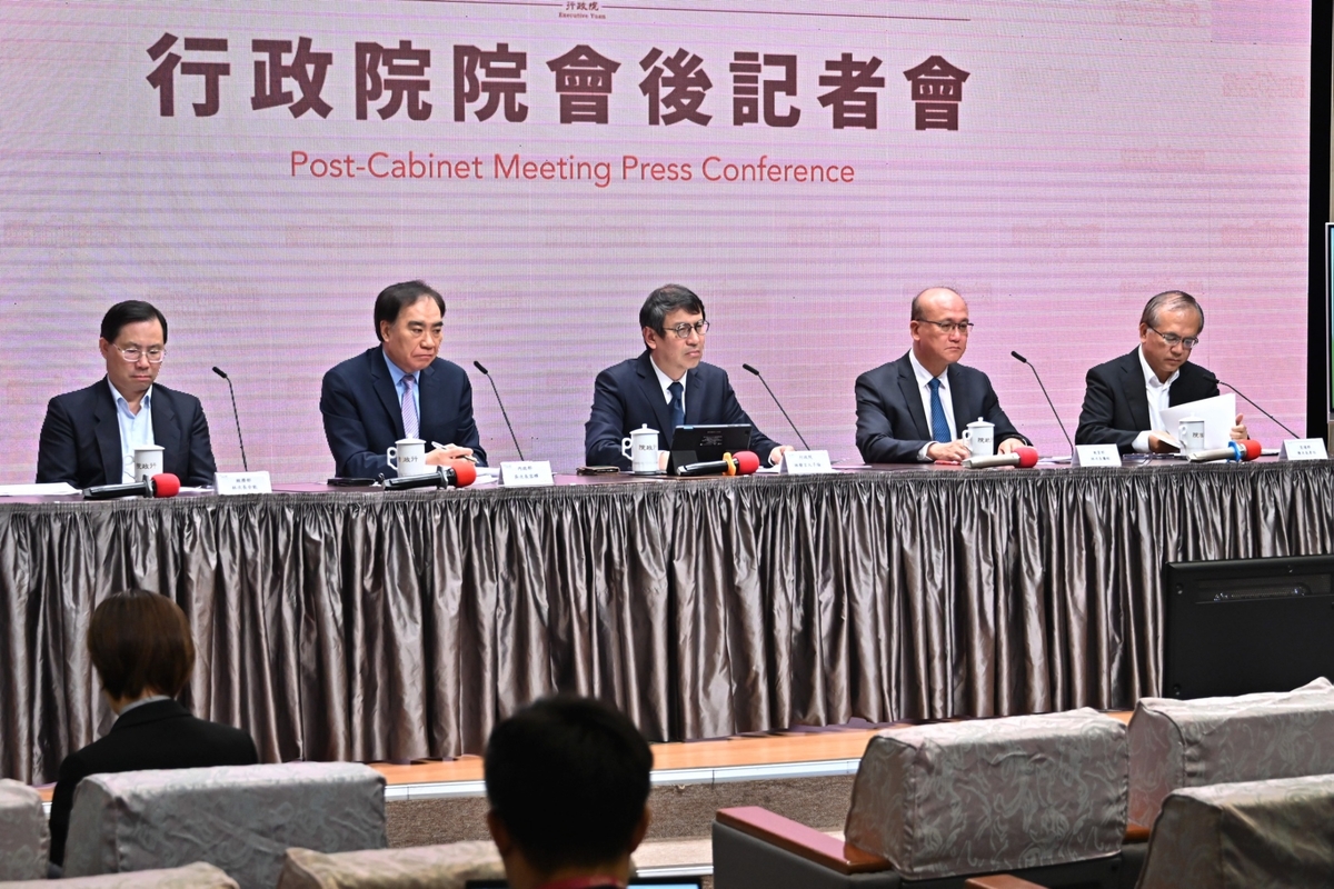 行政院今（11）天中午召開院會後記者會。 圖：行政院提供