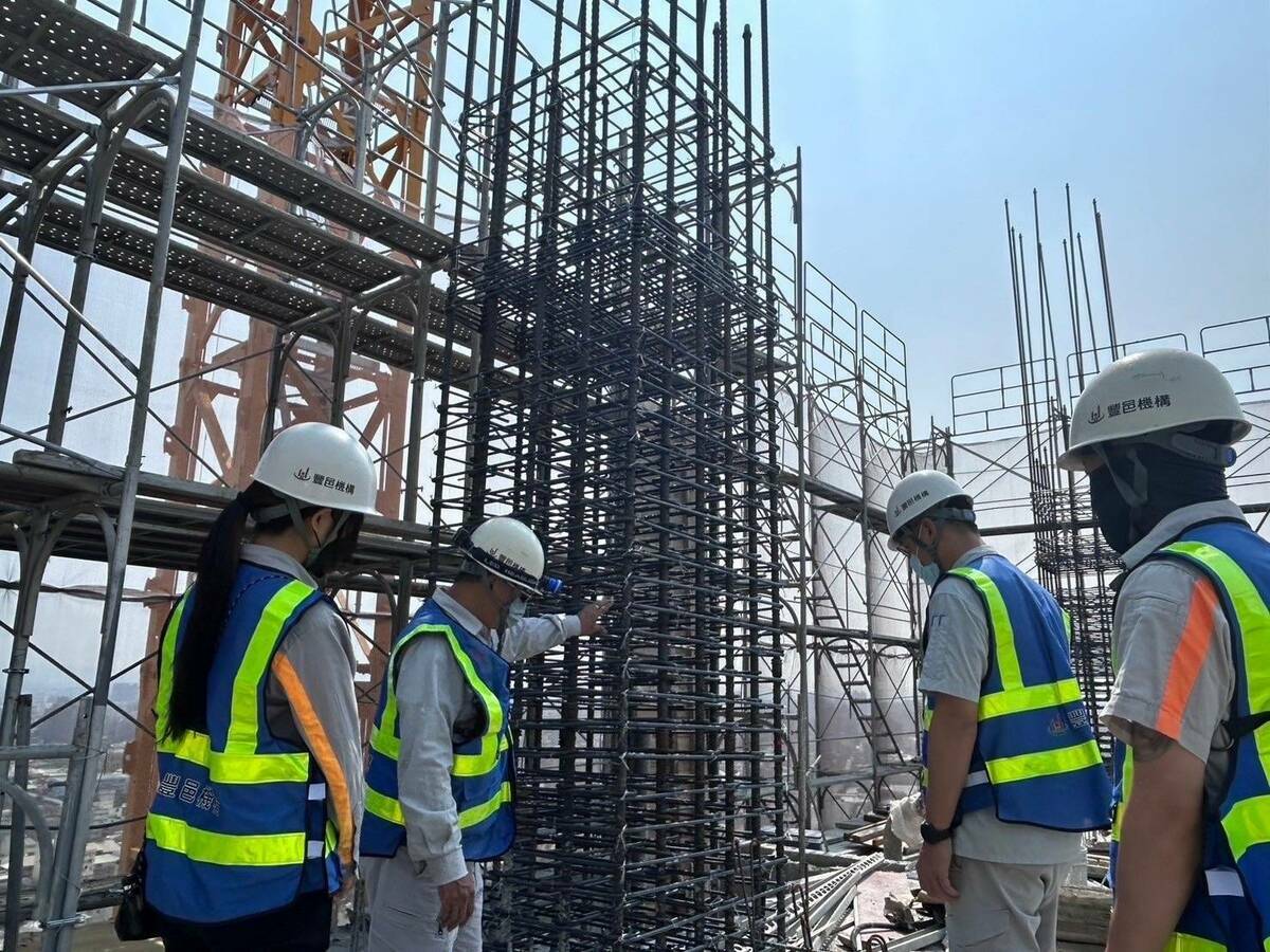 為守護豐邑社區，確保安全，豐邑機構主動展開地震後社區免費建物巡檢!讓住戶安心放心。 圖：豐邑機構/提供