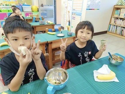陳其邁指示113學年度起學校午餐從每生每餐補助2元提升到4元。 圖：高雄市教育局/提供