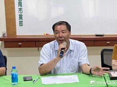 民進黨台南市黨部主委潘新傳表示，任內舉辦近400場下鄉與鄉親面對面溝通的座談會，首創資深黨員回娘家活動、每週送生日蛋糕給當週生日的老黨員，讓黨部成為黨員心中最溫暖的家，任內經歷「四個不同意」、2024總統大選，整體得票率台南都創下全國第一，不辱黨員同志的期望。 圖：民進黨台南市黨部提供