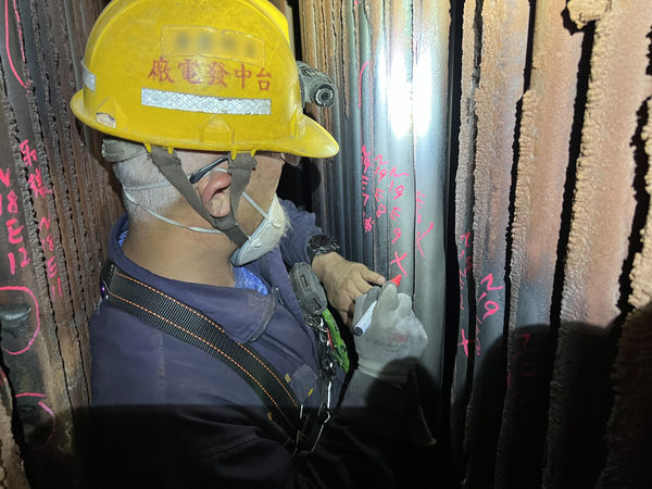 台中電廠7號機因地震導致鍋爐管排弱化發生破管，停機檢修中。 圖：台電提供