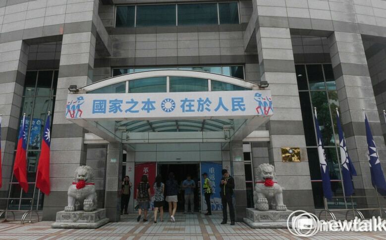 藍營大咖S驚傳家暴！美女妻P想離婚 她訝異：難道從小受到父親對待母親影響？