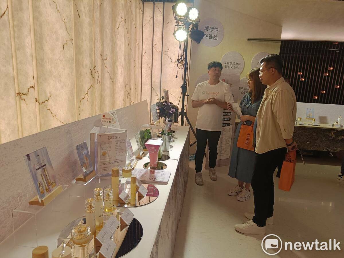 現場提供產品供來賓體驗。 圖：唐復年/攝