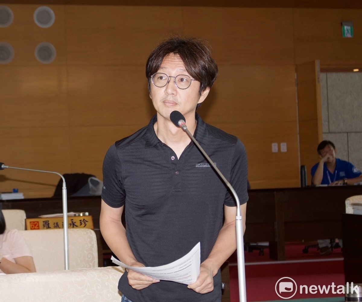 台中市府施政滿意度調查頻率過高，民進黨台中市議員江肇國質疑且調查的時間疑有配合選舉之嫌。 圖：唐復年/攝