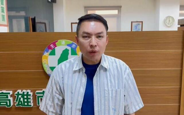 蛋洗民進黨高雄市黨部行為人到案 黃文益：呼籲柯粉理智、司法歸司法