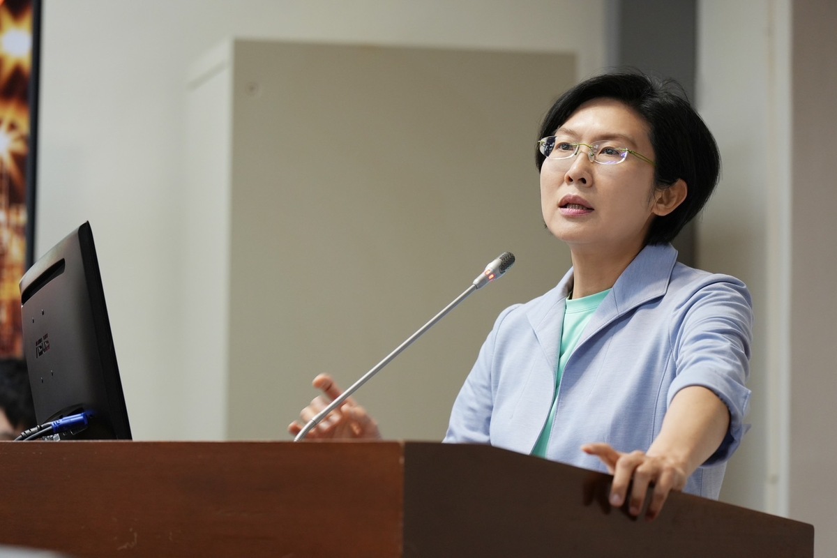 民進黨立委林岱樺認為，地方民代助理費調升，有助延攬更多優秀青年為民服務。 圖：立法委員林岱樺辦公室提供