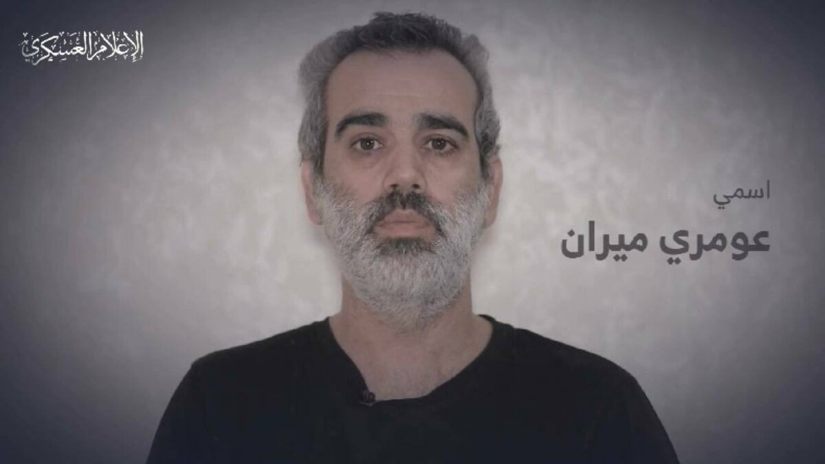 「哈瑪斯」（Hamas）釋出人質米蘭（Omri Miran）新影片。 圖/截取自X平台影片