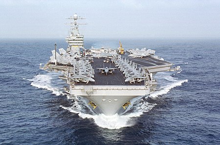 美軍「德懷特·D·艾森豪威爾」號航母。 圖：翻攝自維基百科