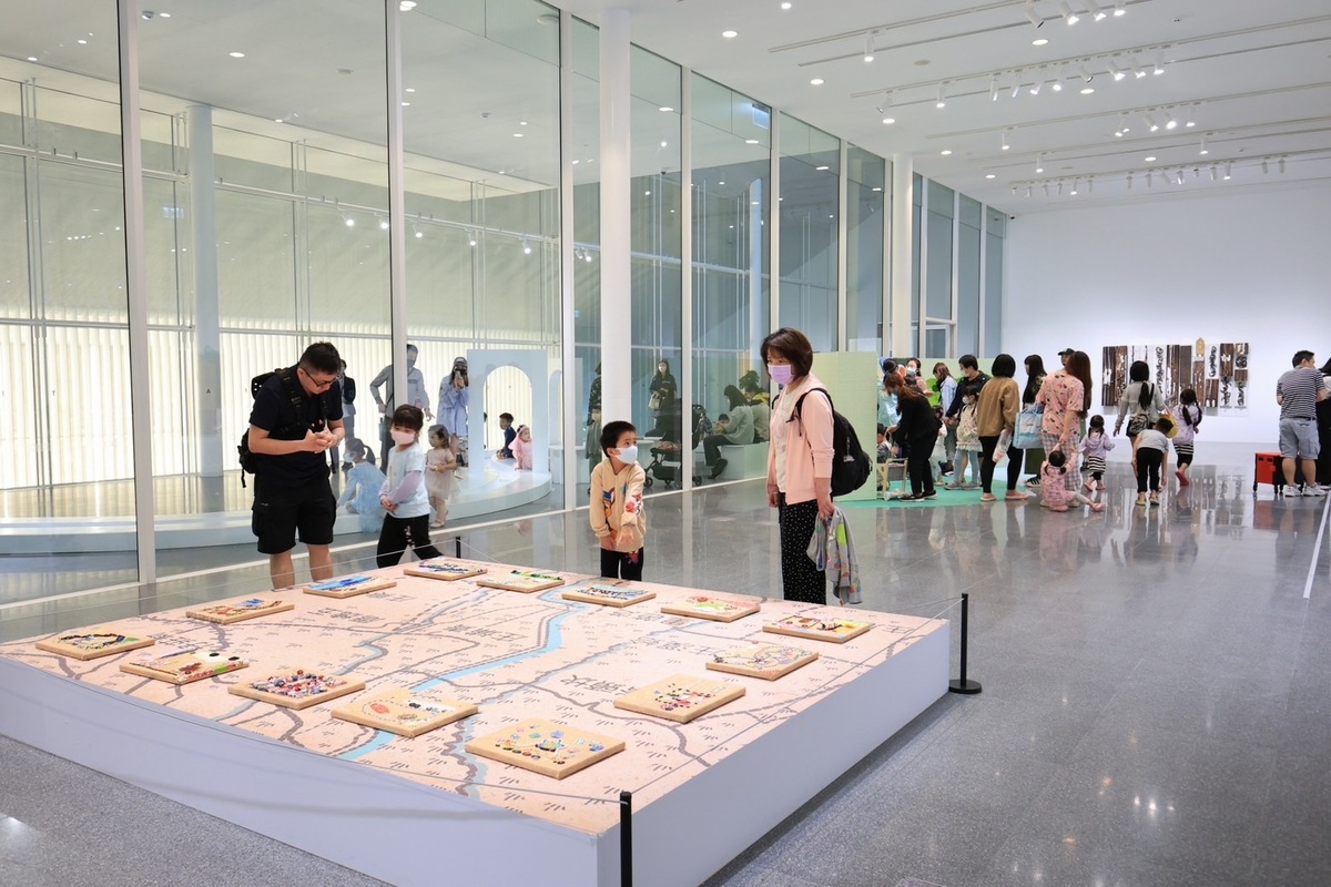 桃園市兒美館4/3開幕以來，已吸引逾6萬人次的參觀人潮。 圖：桃園市文化局/提供
