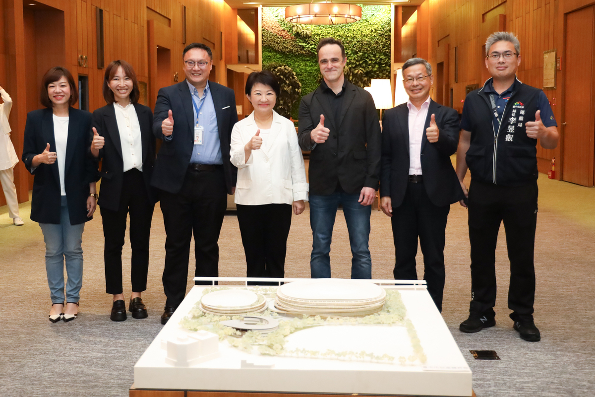盧秀燕與Live Nation Asia 主席相見歡！中市府取經打造「全方位盛典城市」。 圖：台中市政府/提供