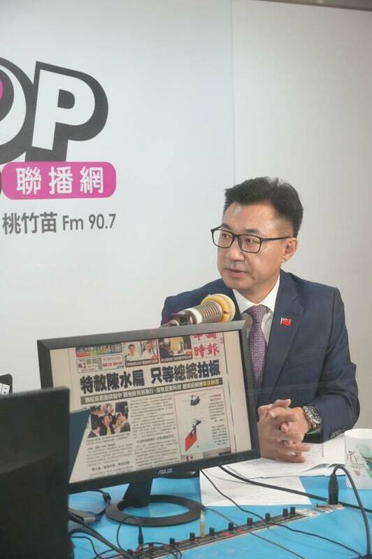 立法院副院長江啟臣接受《POP撞新聞》主持人黃暐瀚專訪。 圖：《POP撞新聞》/提供