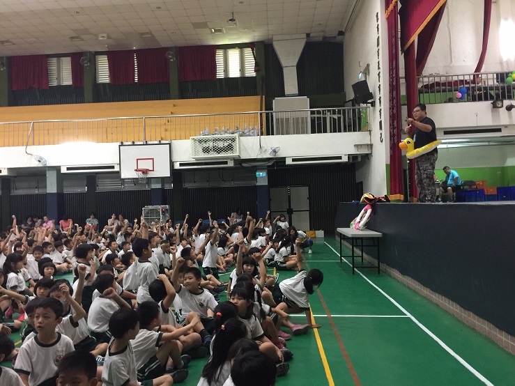 台中市教育局官員到各級學校進行校園水域安全宣導。 圖 : 台中市政府/提供