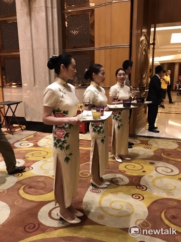 台北市長柯文哲今晚(2日)晚上在東方濱江飯店上海廳回請上海市官員。 圖：周煊惠/攝