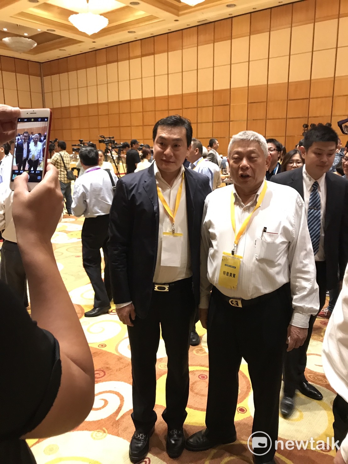 旺中集團總裁蔡衍明也現身晚宴會場 圖 : 周煊惠/攝