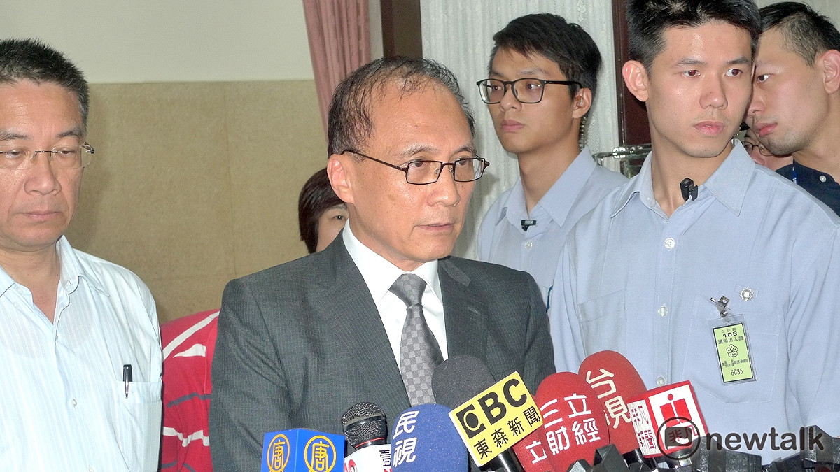 前瞻條例三讀後，林全5日赴立院致意後受訪指出，提出條例時附帶提出金額與計畫，是希望告訴社會大眾「條例是有所本的」，不代表預算一定會做下去。 圖：新頭殼資料照片