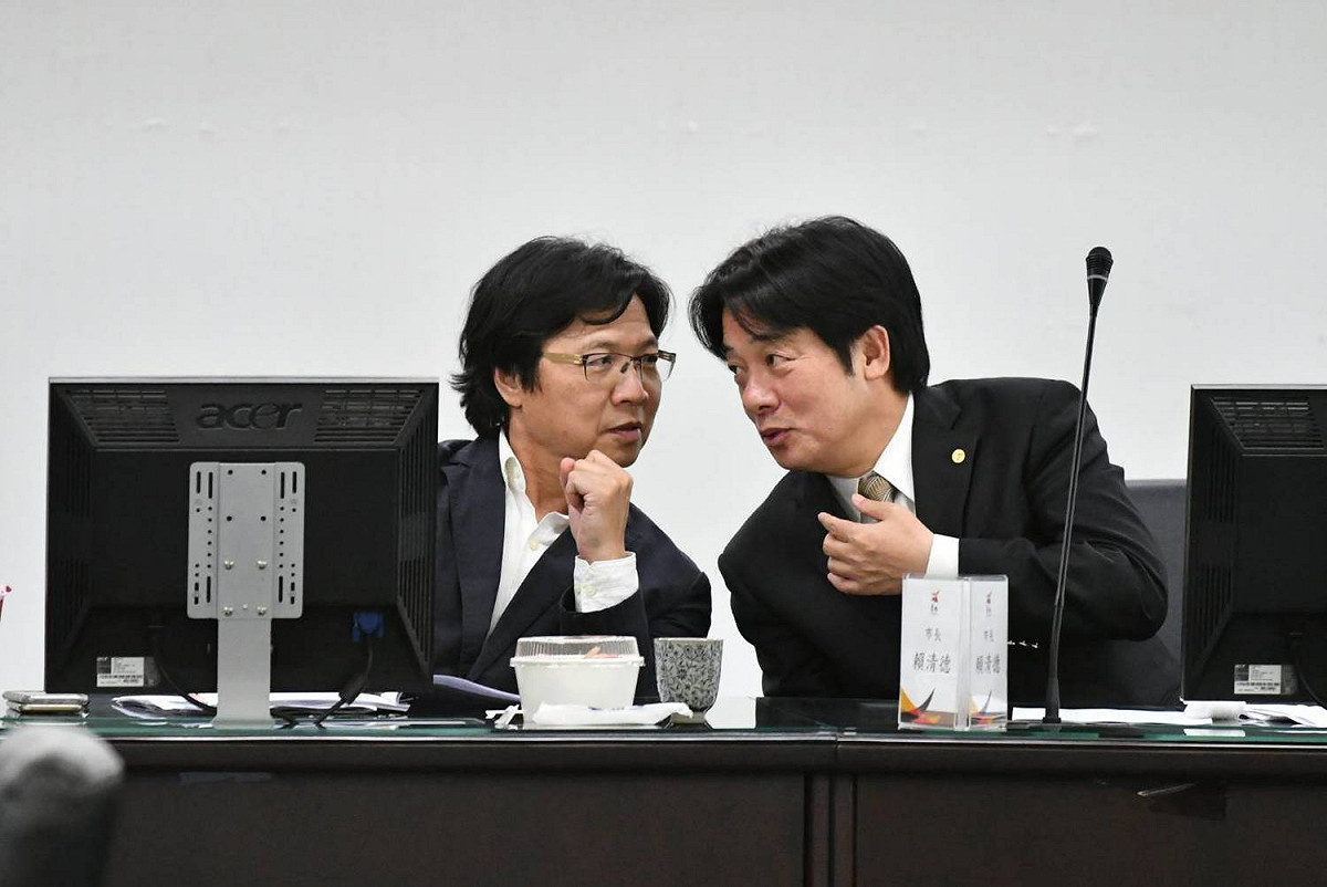 內政部長葉俊榮南下與台南市長賴清德會面，賴承諾會用「真功夫」提出最具競爭力計畫向內政部申請，「不會特別叫立委找麻煩」。 圖：內政部／提供