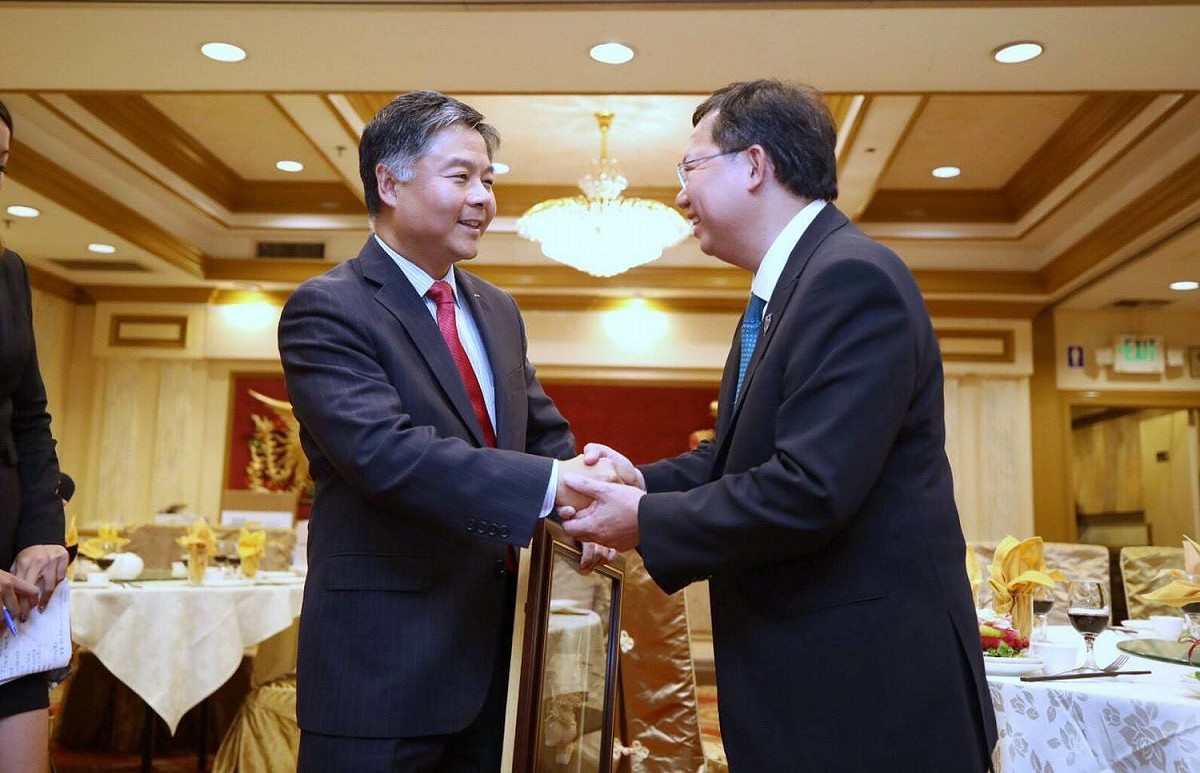 台灣出生的聯邦眾議員Ted Lieu（劉雲平）。 圖:翻攝自鄭文燦臉書