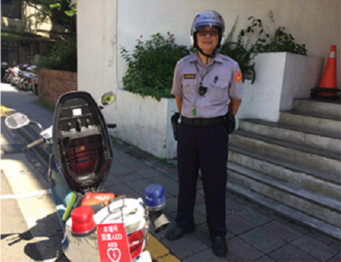 AED放置巡邏警用機車，準備出發值勤。 圖：台北市政府衛生局