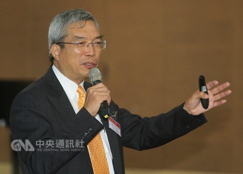 財信傳媒董事長謝金河質疑，大魯閣半個月內股價上漲47%，涉及股權併購造成股價巨大波動，最容易引起內線交易的疑慮。 圖 : 中央社